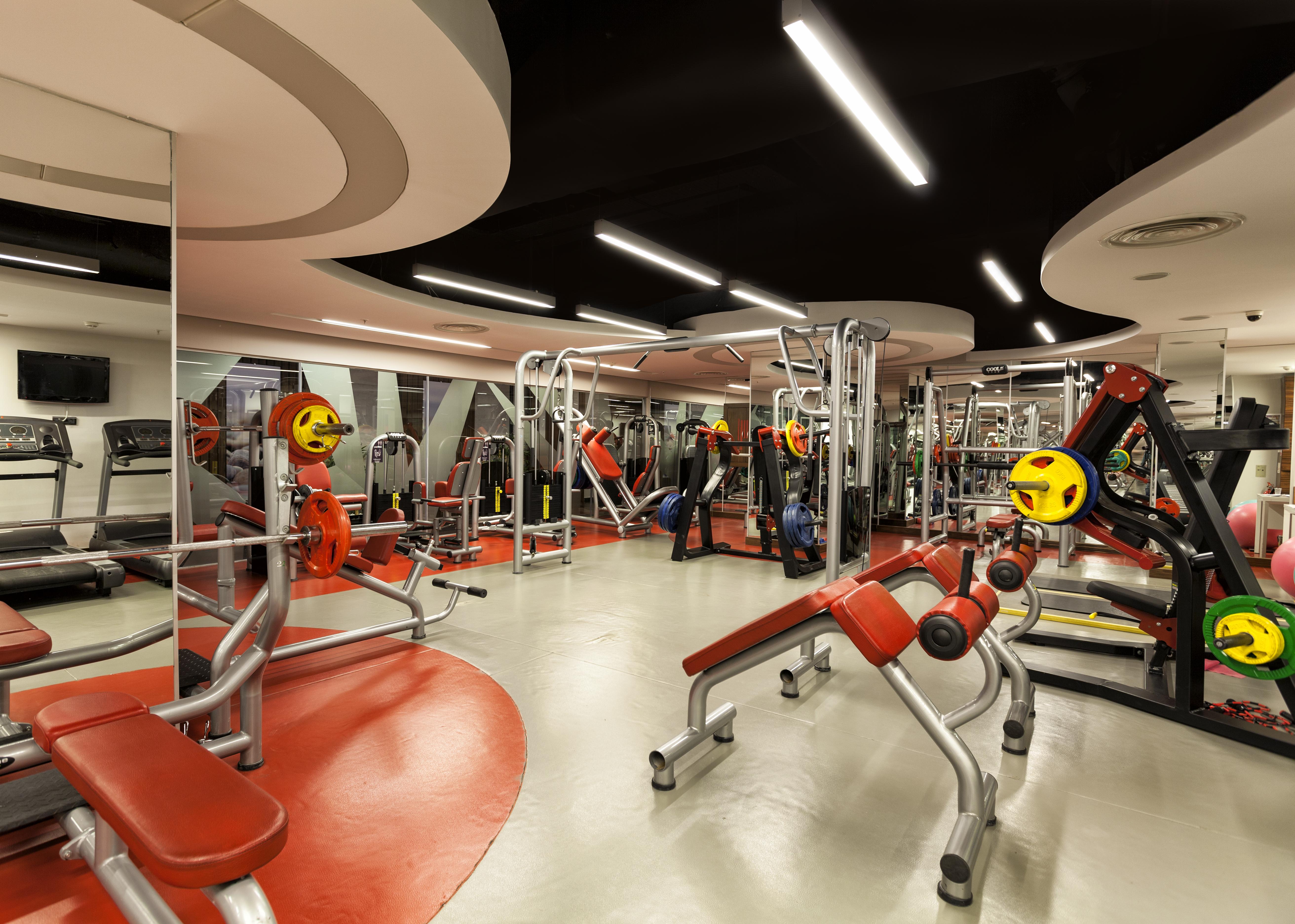 Ramada Plaza By Wyndham Izmit Hotel Kocaeli Bagian luar foto Anytime Fitness in the UK