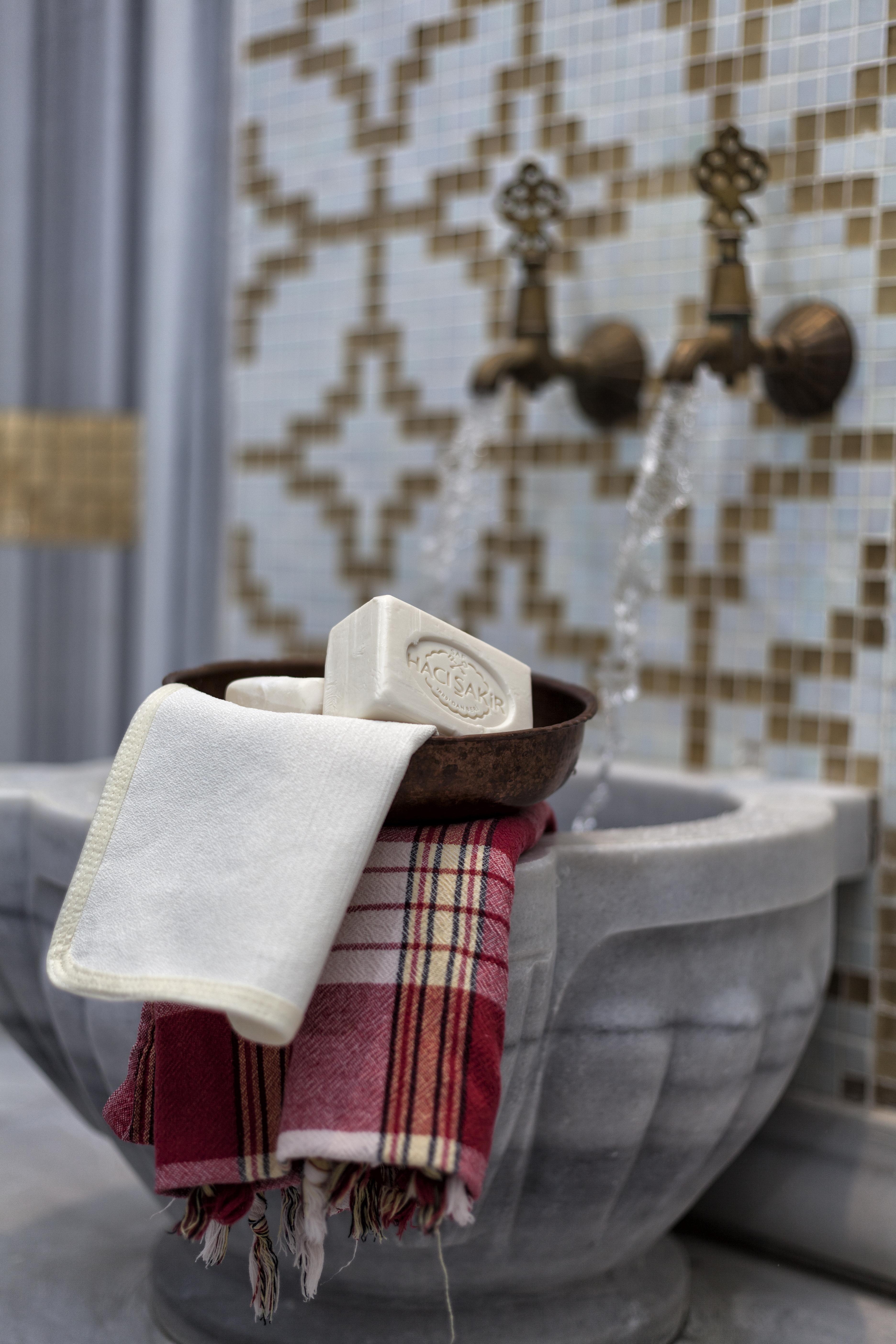 Ramada Plaza By Wyndham Izmit Hotel Kocaeli Bagian luar foto Soap and towel