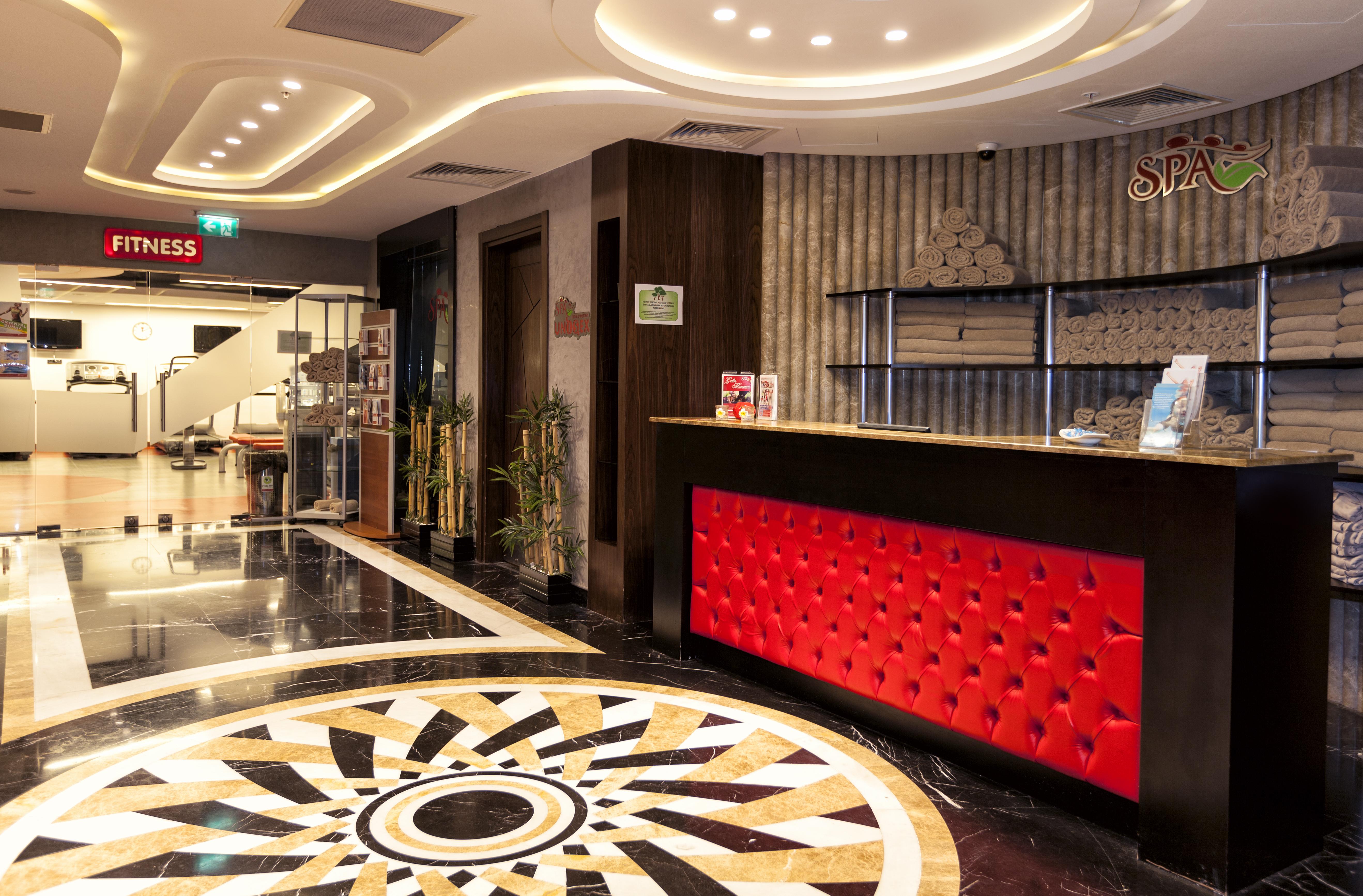 Ramada Plaza By Wyndham Izmit Hotel Kocaeli Bagian luar foto Spa